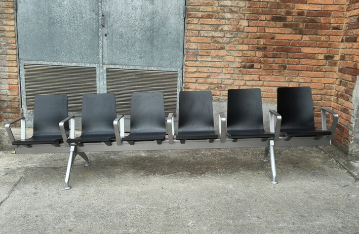 banco bancada replica aeropuerto zona transito pasajeros metal mad 44-78x302x50 1u